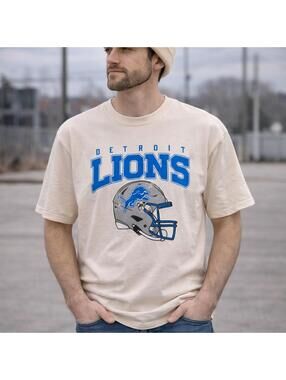 NWT Detroit Lions NFL Team Apparel Cream T-Shirt Mens M